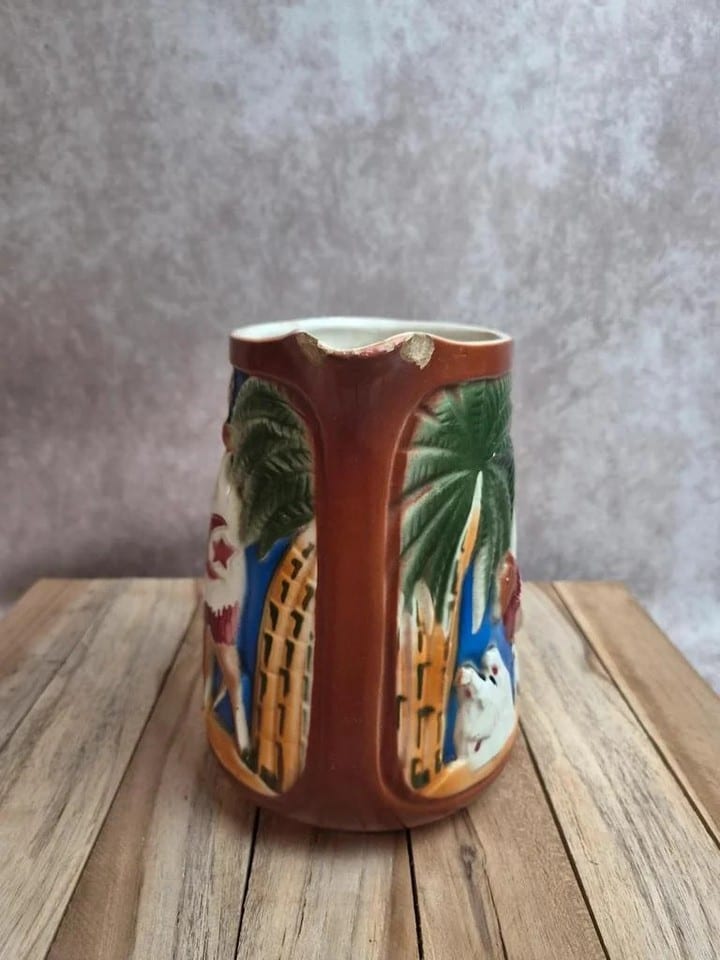 Pichet barbotine Saint-clément Chameau n°1000-4 – décor orientaliste — photo 2