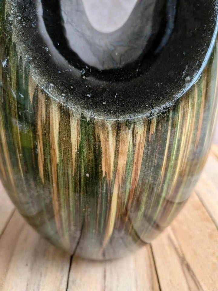 Grand vase pichet Saint-clément – Céramique émaillée verte – Vintage — photo 4