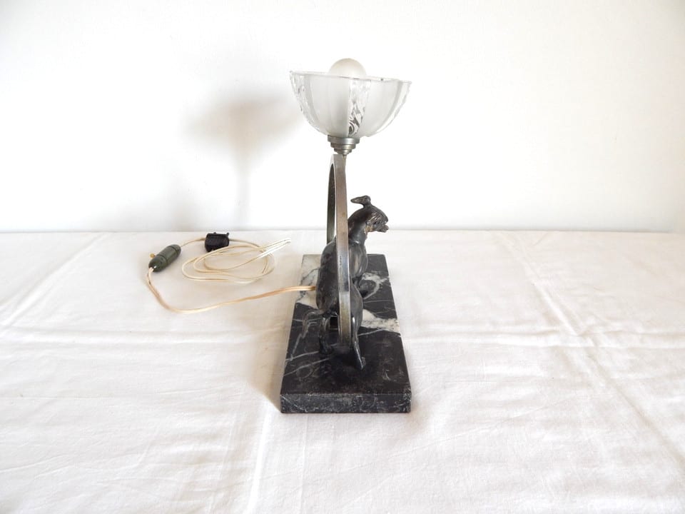 ANCIENNE Lampe Veilleuse Art Déco CHIEN en Régule sur Socle en Marbre — photo 6