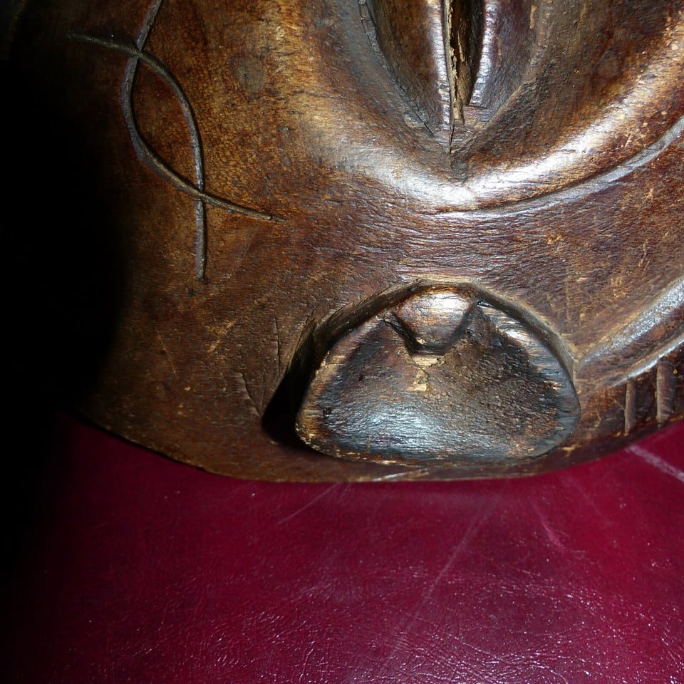 Masque africain kongo début XXème haut 22 larg 15.2 cm — photo 4
