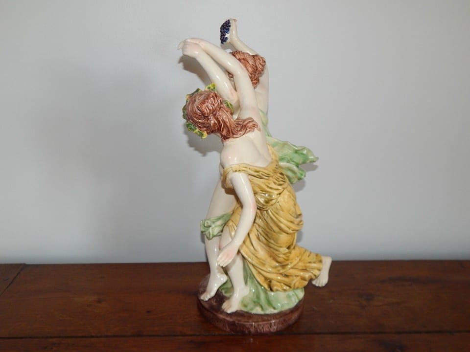 SCULPTURE en Céramique émaillée Représentant Deux Femmes Nues avec Enfant — photo 8