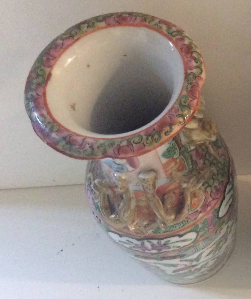 Vase en porcelaine chinoise de Canton époque XIXème siècle — photo 2