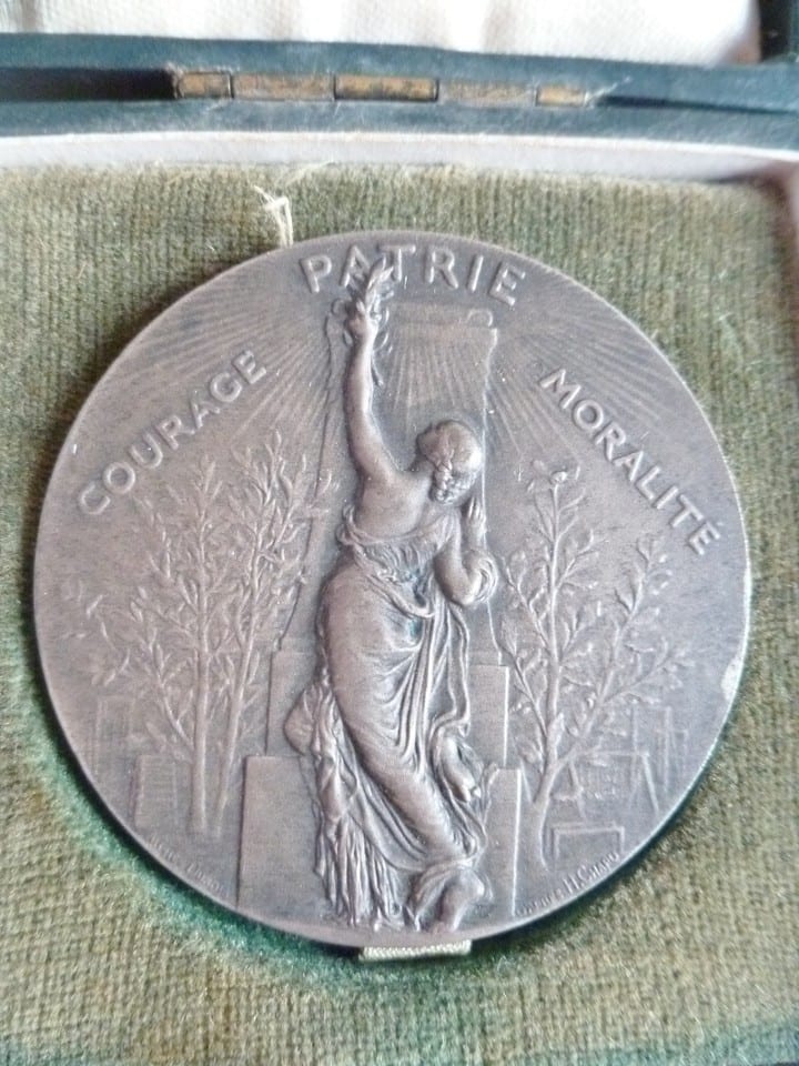 Médaille bronze GYMNASTIQUE France en écrin H. Chapu authentique