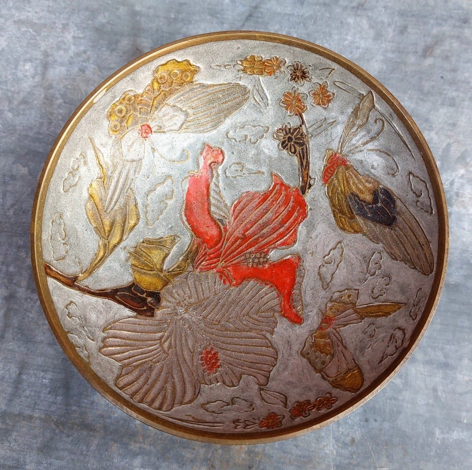 Coupelle cloisonnée émaillée décor fleurs et oiseaux