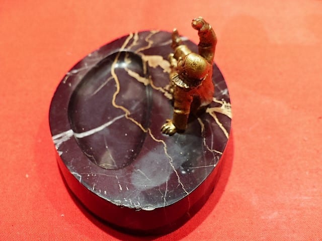vide poche marbre et bronze de vienne pierrot haut 7 larg 11.5 prof 8.5 — photo 5