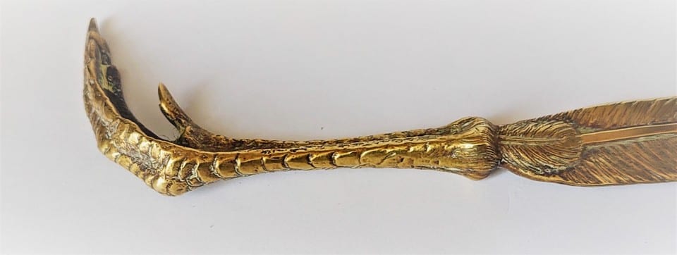 Ancien Coupe Papier ouvre lettres en bronze Plume et patte de poule long 24.5 cm — photo 6