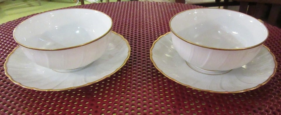 porcelaine de limoges bernardaud- 2 grandes tasse à déjeuner