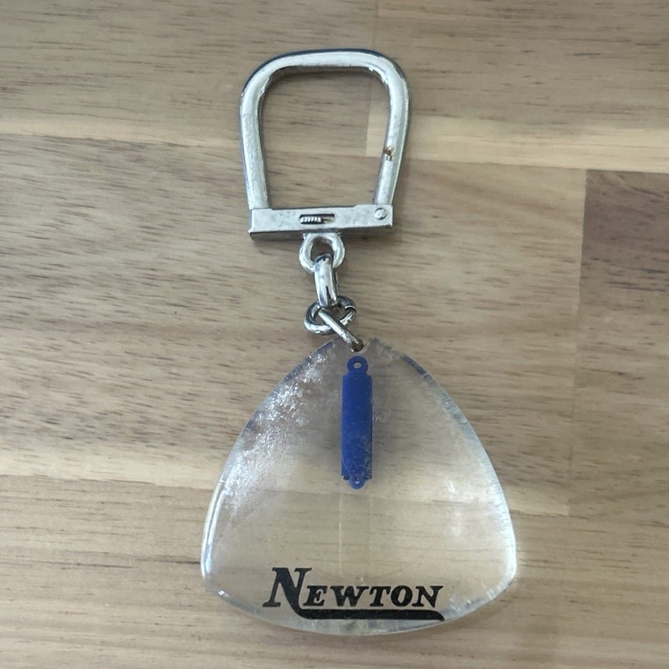 porte clés bourbon rare Amortisseurs Newton   Mobile — photo 2