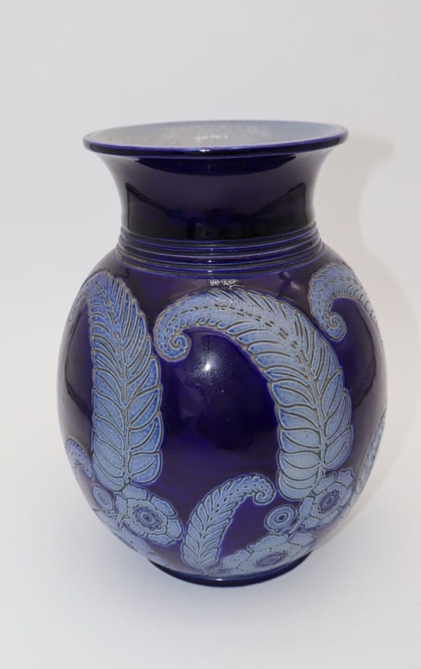 Vase en grès de Betschdorf – Bleu cobalt – Décor floral — Foto 5