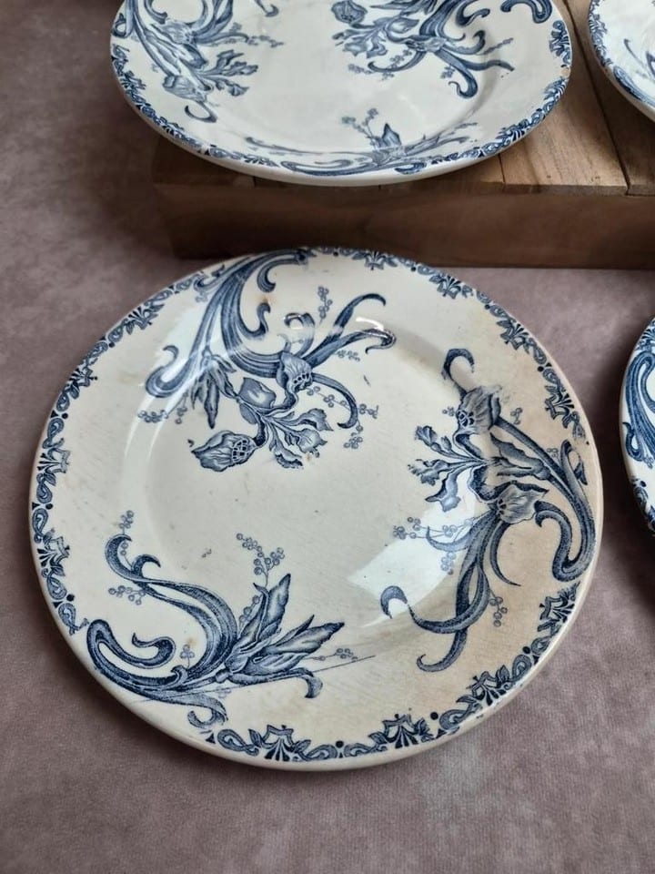 Lot de 6 assiettes terre de fer Clairefontaine – modèle Iris – fin Xixe — photo 8