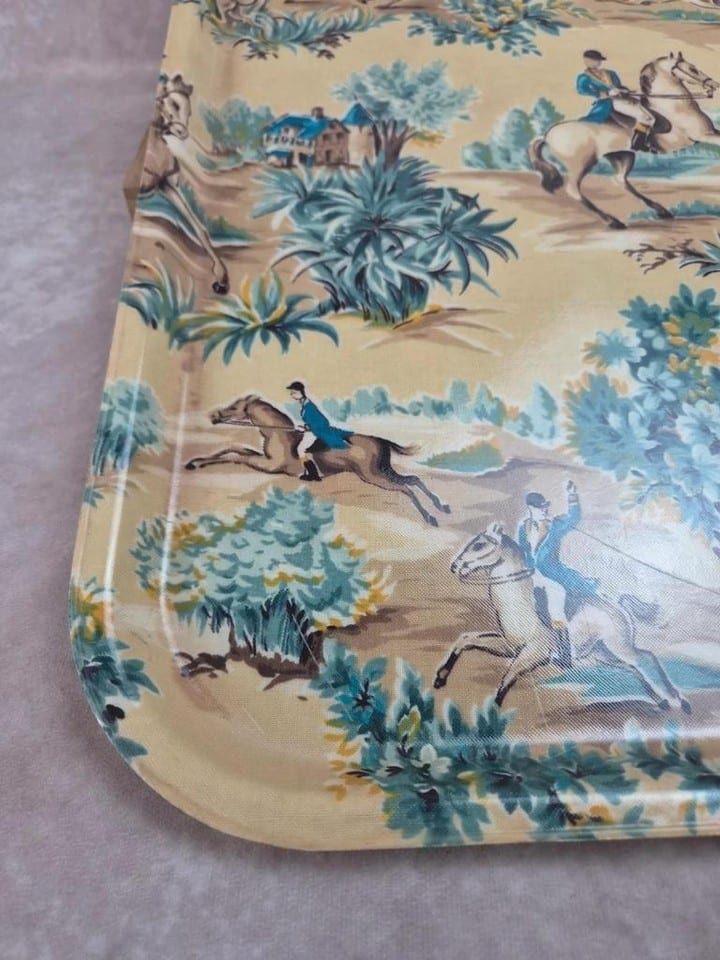 Plateau vintage Cima Paris décor chasse à courre en fibre de verre — photo 4