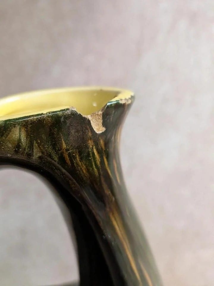 Grand vase pichet Saint-clément – Céramique émaillée verte – Vintage — photo 8
