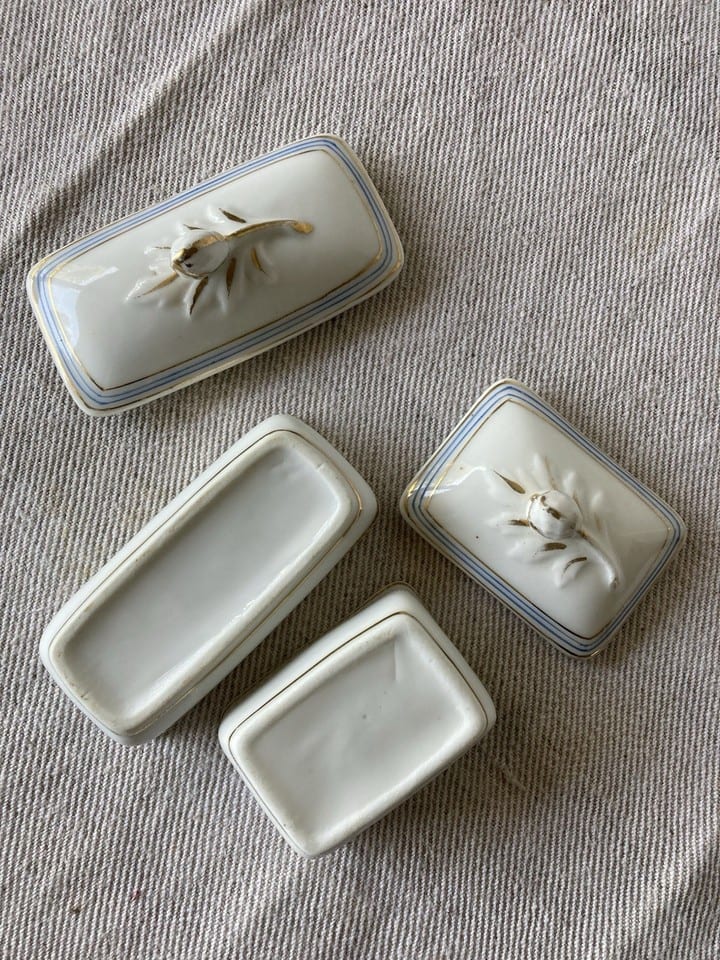 2 Petites boites, ensemble de toilette, dînette enfant, porcelaine de Paris XIXè — foto 6
