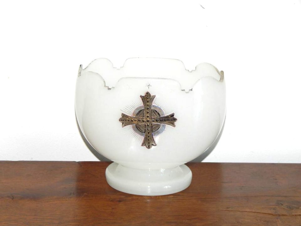 ANCIEN VASE D'AUTEL en OPALINE Savonneuse St Louis Baccarat ? époque CHARLES X
