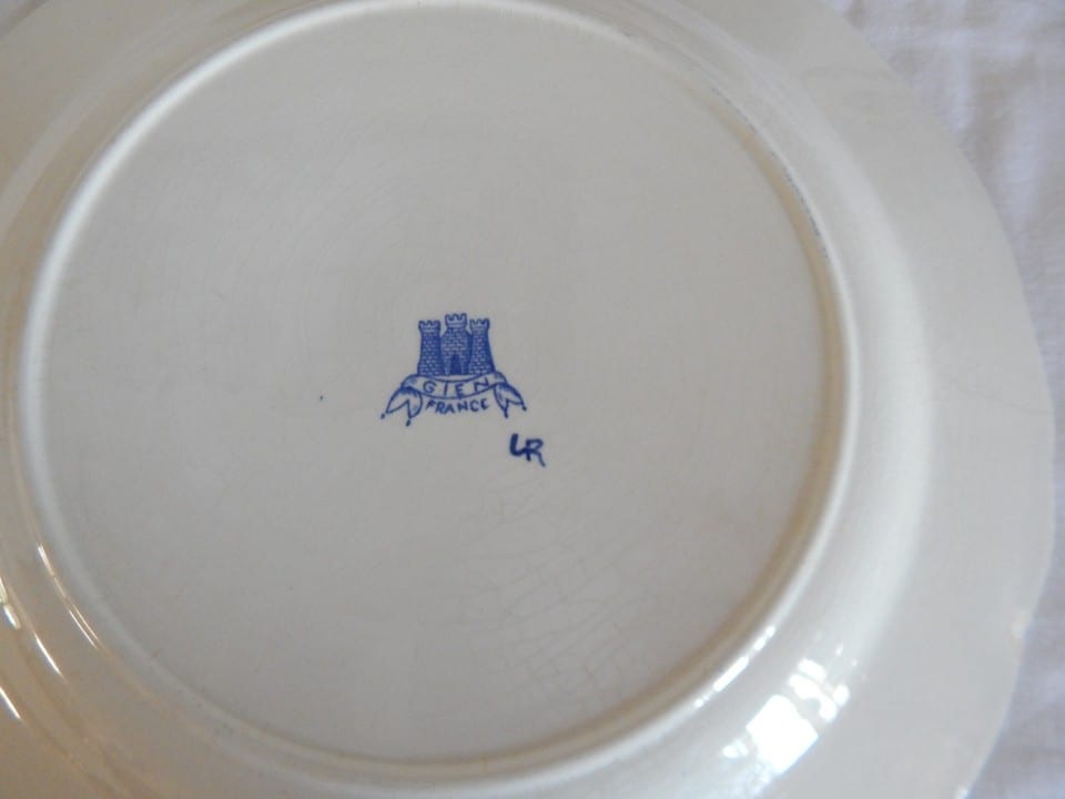 4 ANCIENNES ASSIETTES en Faïence de GIEN à Décor COQ et PIVOINE Signées — photo 8