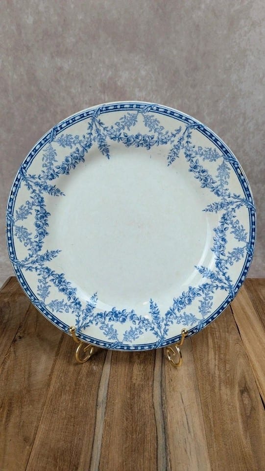 Assiette ancienne Creil & Montereau – modèle “mignon”
