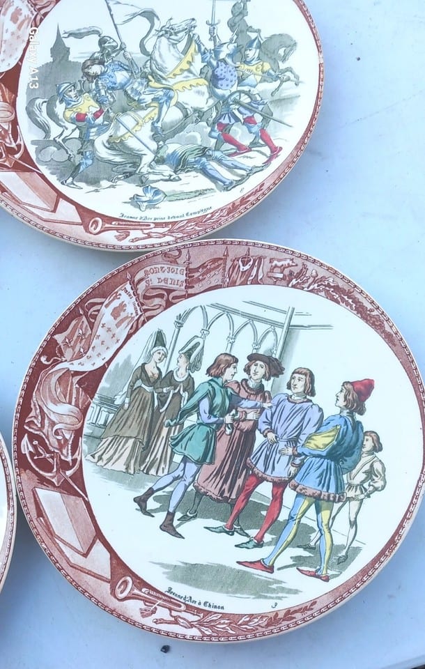 SARREGUEMINES  4 assiettes JEANNE D'ARC — photo 5