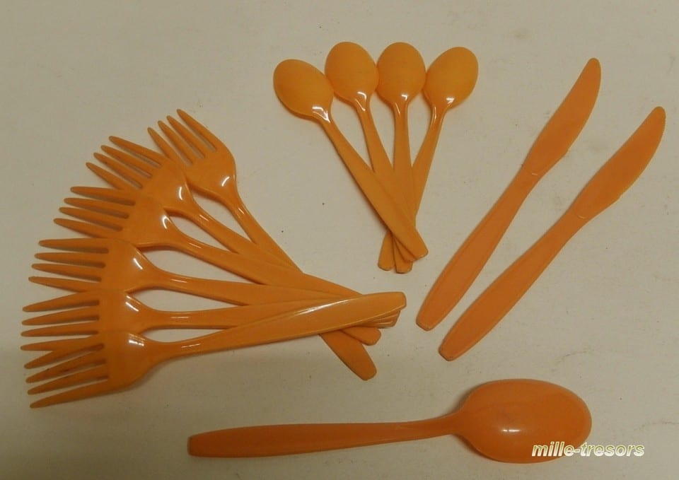 Set CAMPING PIQUE-NIQUE marque OLOT couleur orange VINTAGE 70' — foto 3