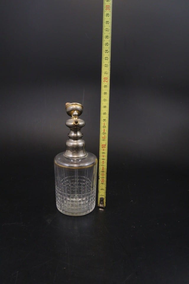 Flacon vaporisateur cristal de Baccarat modèle Nancy — Foto 8