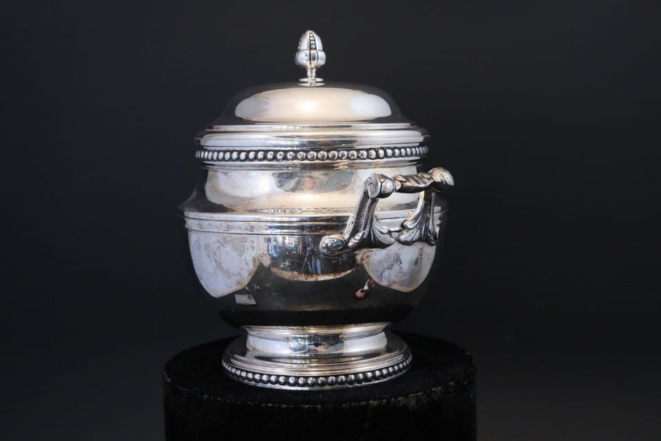 Sucrier couvert ERCUIS métal argenté style Louis XVI perles gland — photo 6