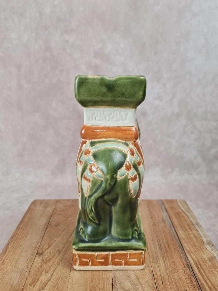 Cendrier éléphant en céramique émaillée vert et ocre – style asiatique vintage — foto 6