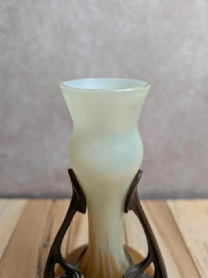 Vase Art nouveau 1900 – Ferdinand von Poschinger attribué – Verre à l'uranium — photo 4