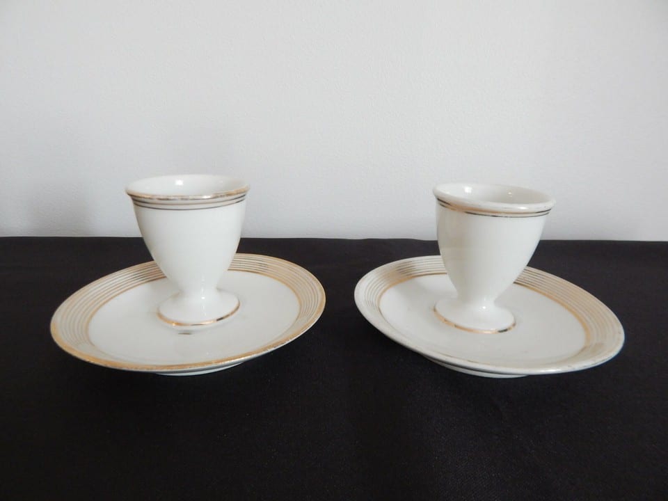 9 ANCIENS COQUETIERS en PORCELAINE époque LOUIS PHILIPPE — photo 8