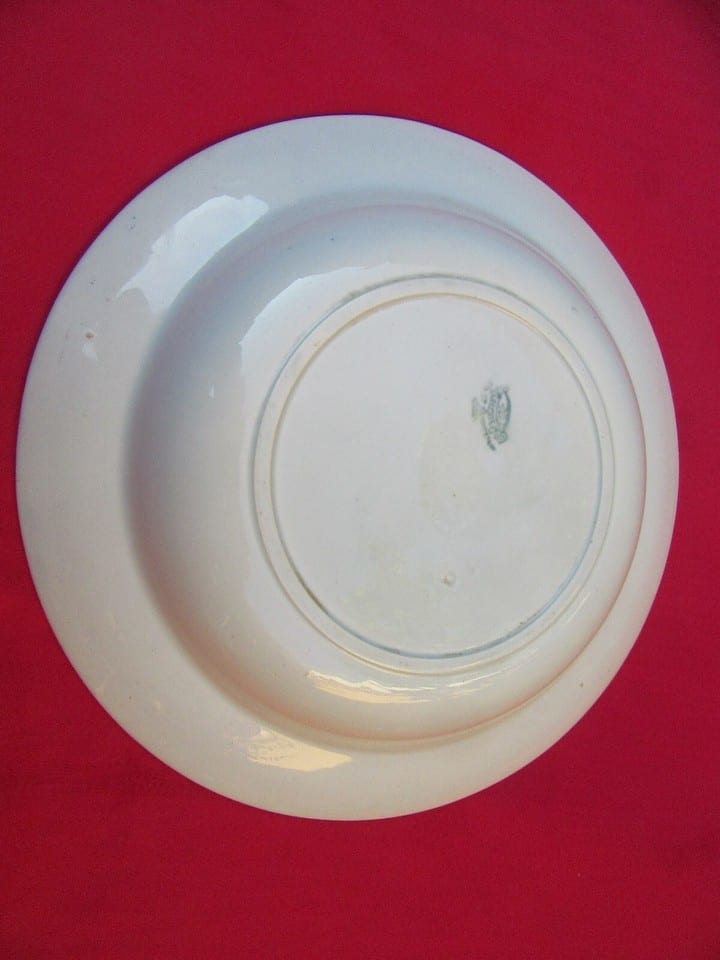 petit plat creux creil et montereau décor à l'éponge — photo 5