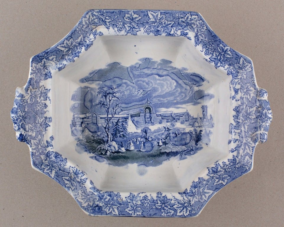 CRYSTAL PALACE PLAT CREUX SUR PIÉDOUCHE FAÏENCE CÉRAMIQUE 1851 ANGLETERRE LONDON