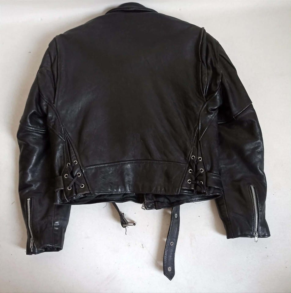 Perfecto cuir noir Années 70 Taille M — photo 4