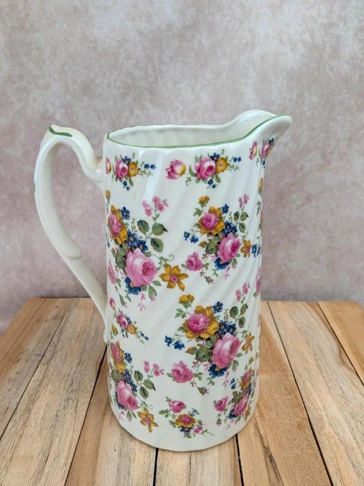 Grand pichet Fleury Staffordshire – décor floral anglais