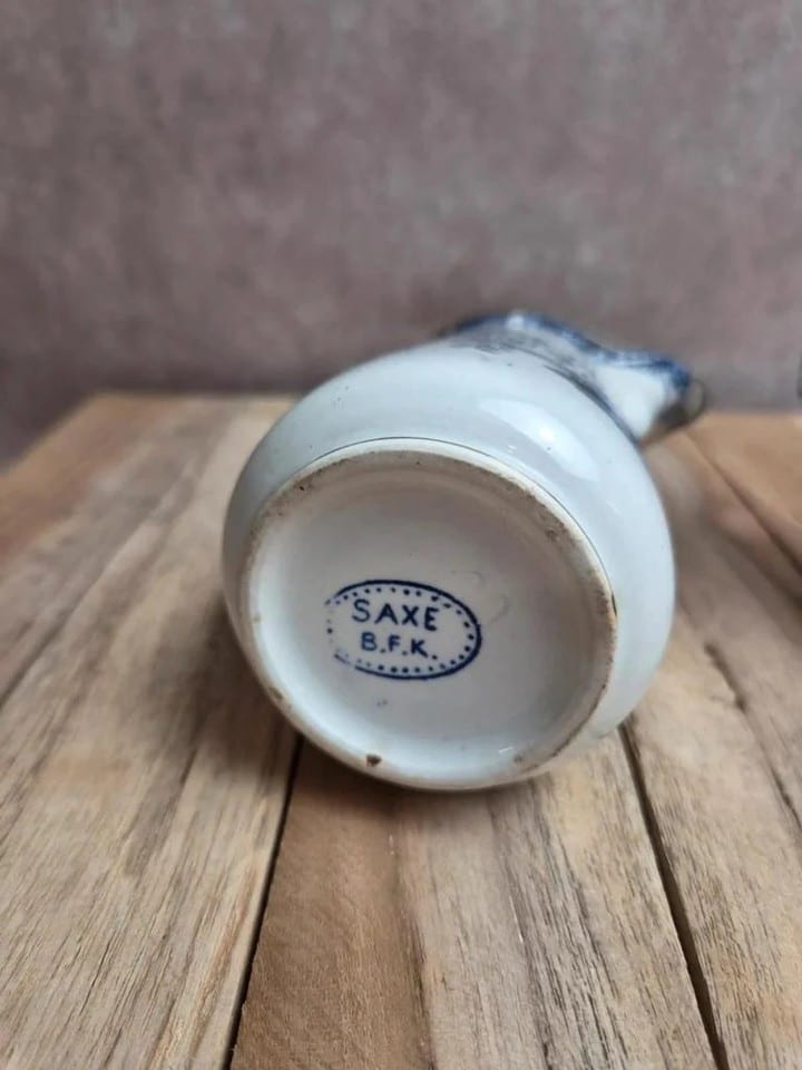 Paire de pots à lait anciens Boch Frères Keramis – modèle Saxe — photo 7