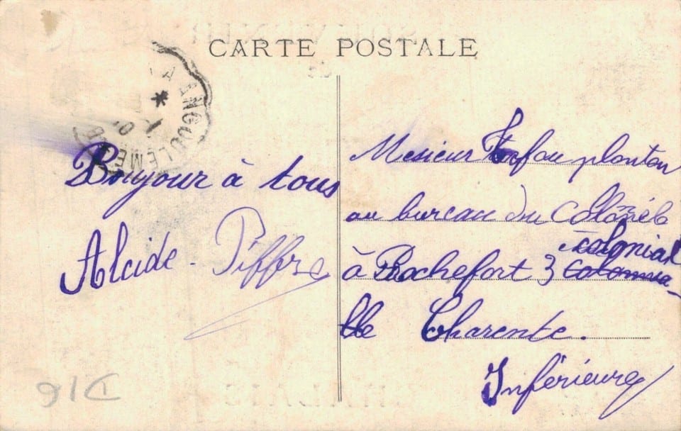 CPA / DÉP16/LA COURONNE INTÉRIEURE DE LA GARE — photo 2