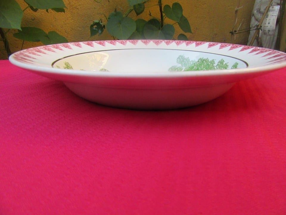 petit plat creux creil et montereau décor à l'éponge — photo 2