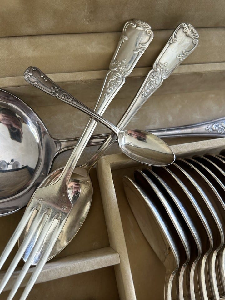 MÉNAGÈRE 37 PCS  METAL ARGENTE Modèle Louis XV — photo 2