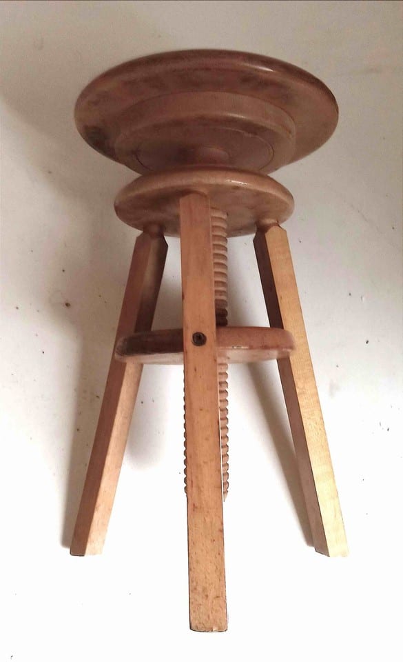 Tabouret d'atelier à vis hêtre Années 50 — photo 4