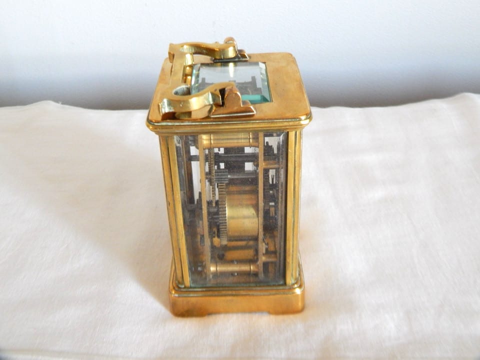 ANCIENNE PENDULE Réveil D'OFFICIER en LAITON — photo 3