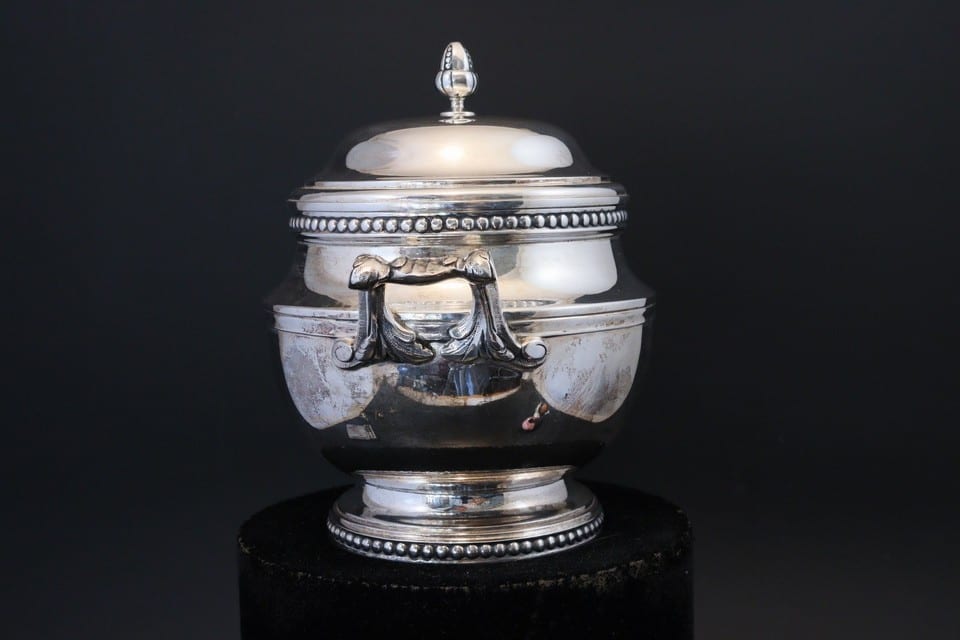 Sucrier couvert ERCUIS métal argenté style Louis XVI perles gland — photo 7