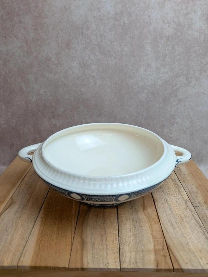 Soupière ancienne en terre de fer Salins – Modèle Saïda – Décor bleu — photo 6