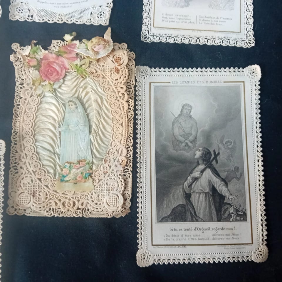 canivets anciens Lot De 12 images religieuses- vierge- saints- croix- jesus.... — photo 4