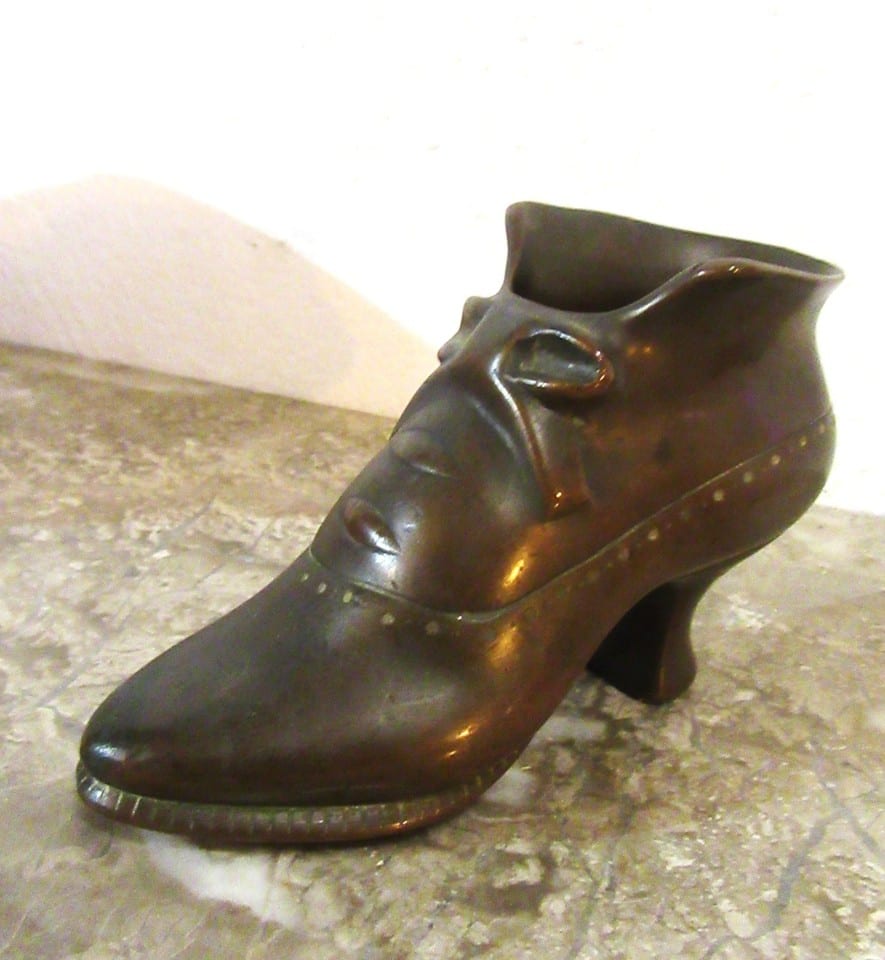 chaussure bronze- objet décoratif de vitrine