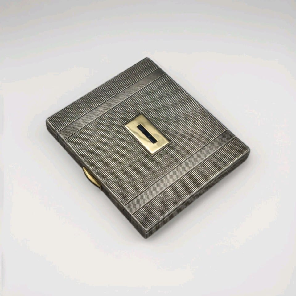 Pourdrier en Argent Kirby beard art deco