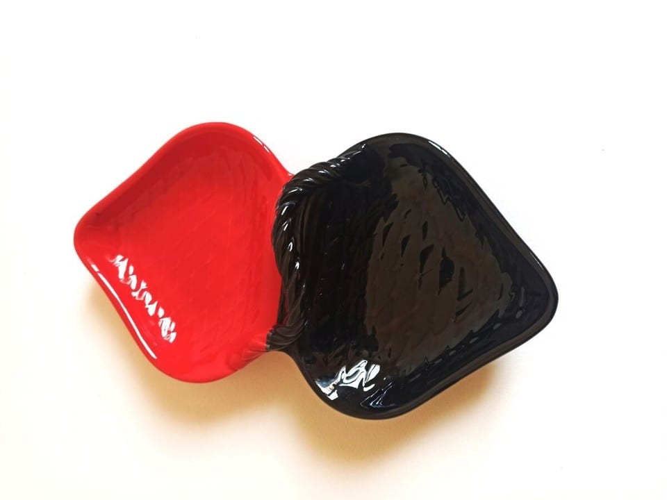 Double coupelles céramique rouge noire Années 50 — photo 8