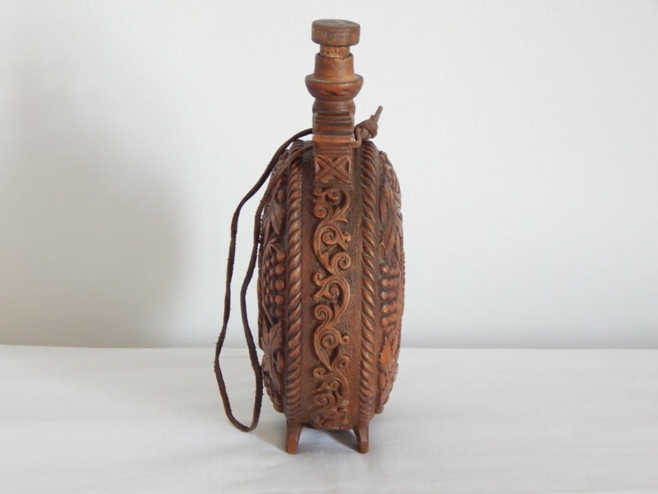 ANCIENNE Bouteille GOURDE à LIQUEUR en BOIS Sculpté Forêt Noire à Décor CHASSE — photo 4