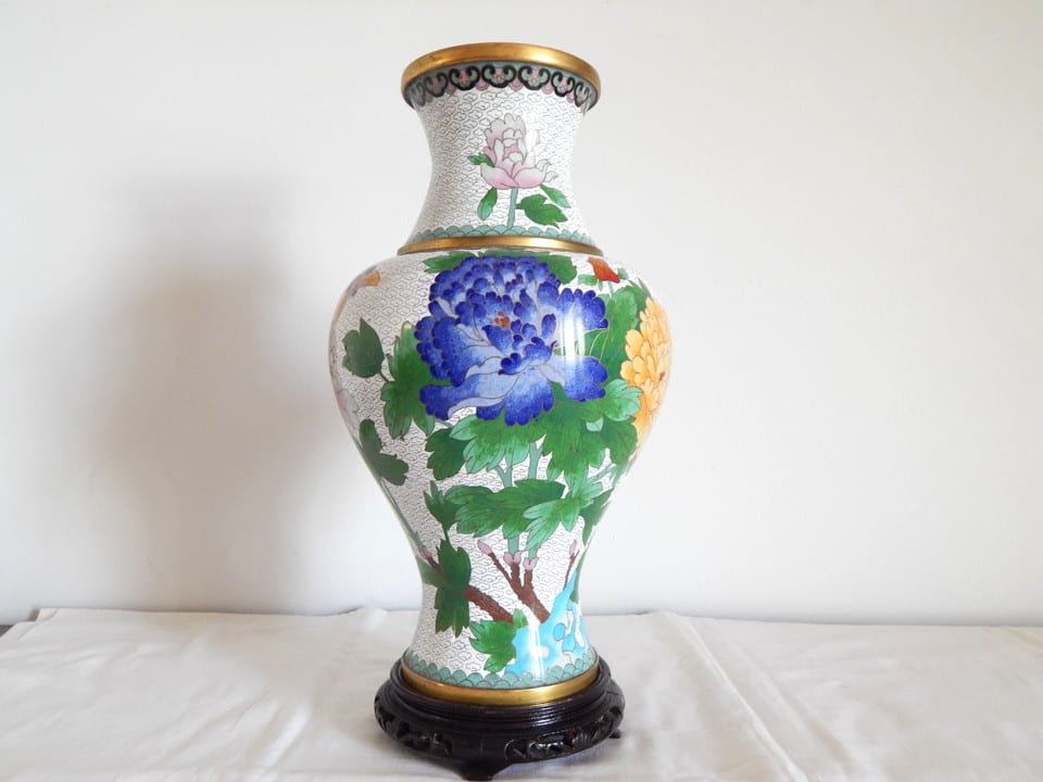 ANCIEN Grand VASE Forme BALUSTRE en émaux Cloisonnés Décor FLORAL PAPILLONS — photo 8