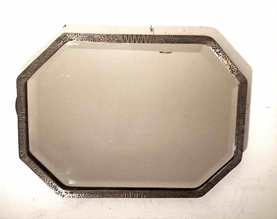 Miroir biseauté martelé Art Déco 41,2 cm x 58,8 cm — photo 5