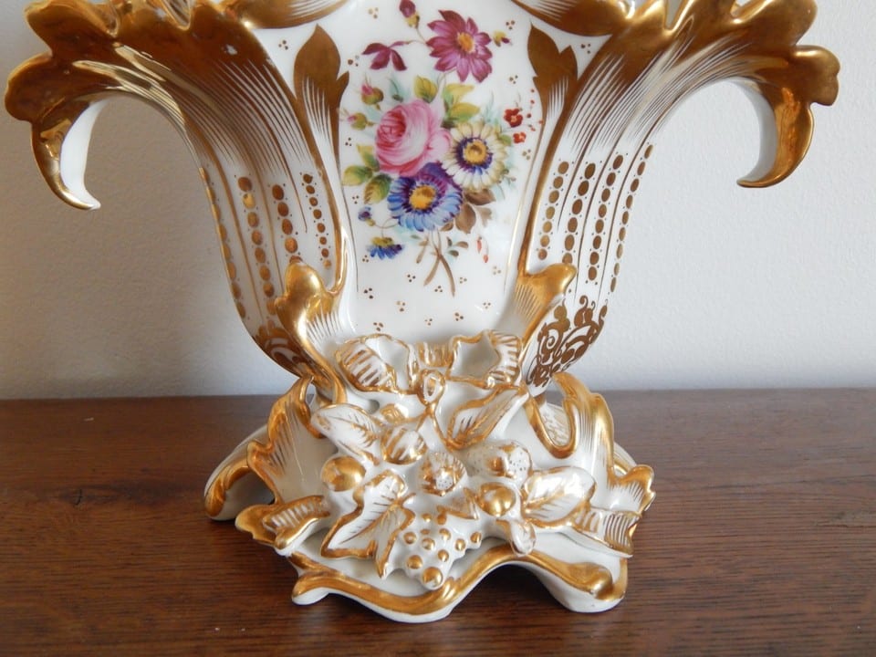 ANCIEN VASE de MARIAGE en PORCELAINE de PARIS à Décor FLORAL — photo 3