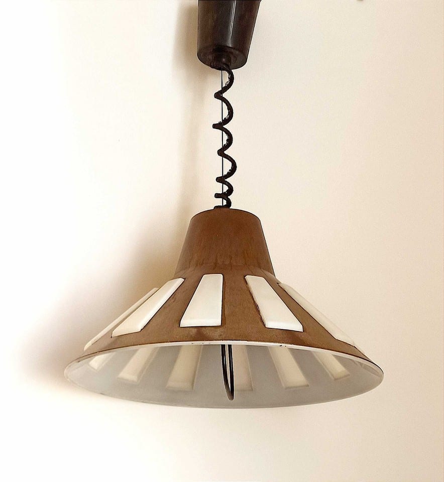 Lustre suspension industrielle monte et baisse Années 70 Diamètre 40 cm — photo 2