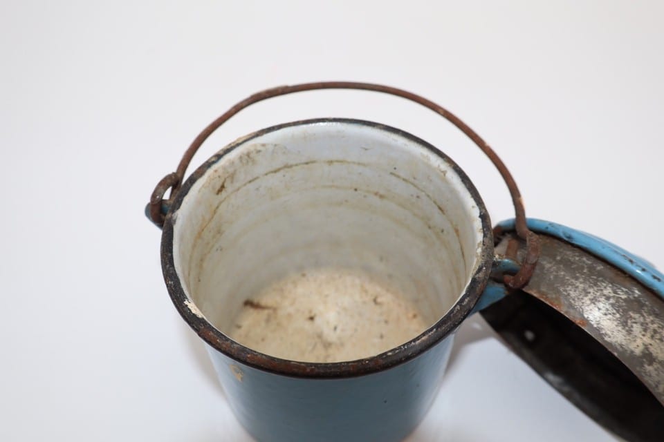 Ancien pot émaillé bleu avec couvercle et anse – déco campagne - vintage — photo 7