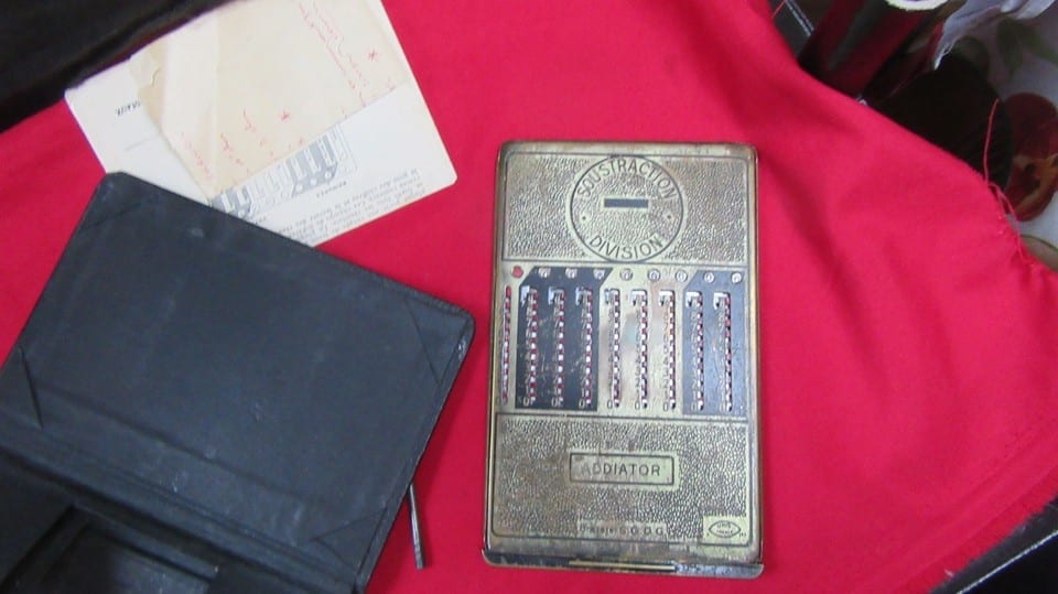 ancienne machine a calculer addiator avec sa notice — foto 4